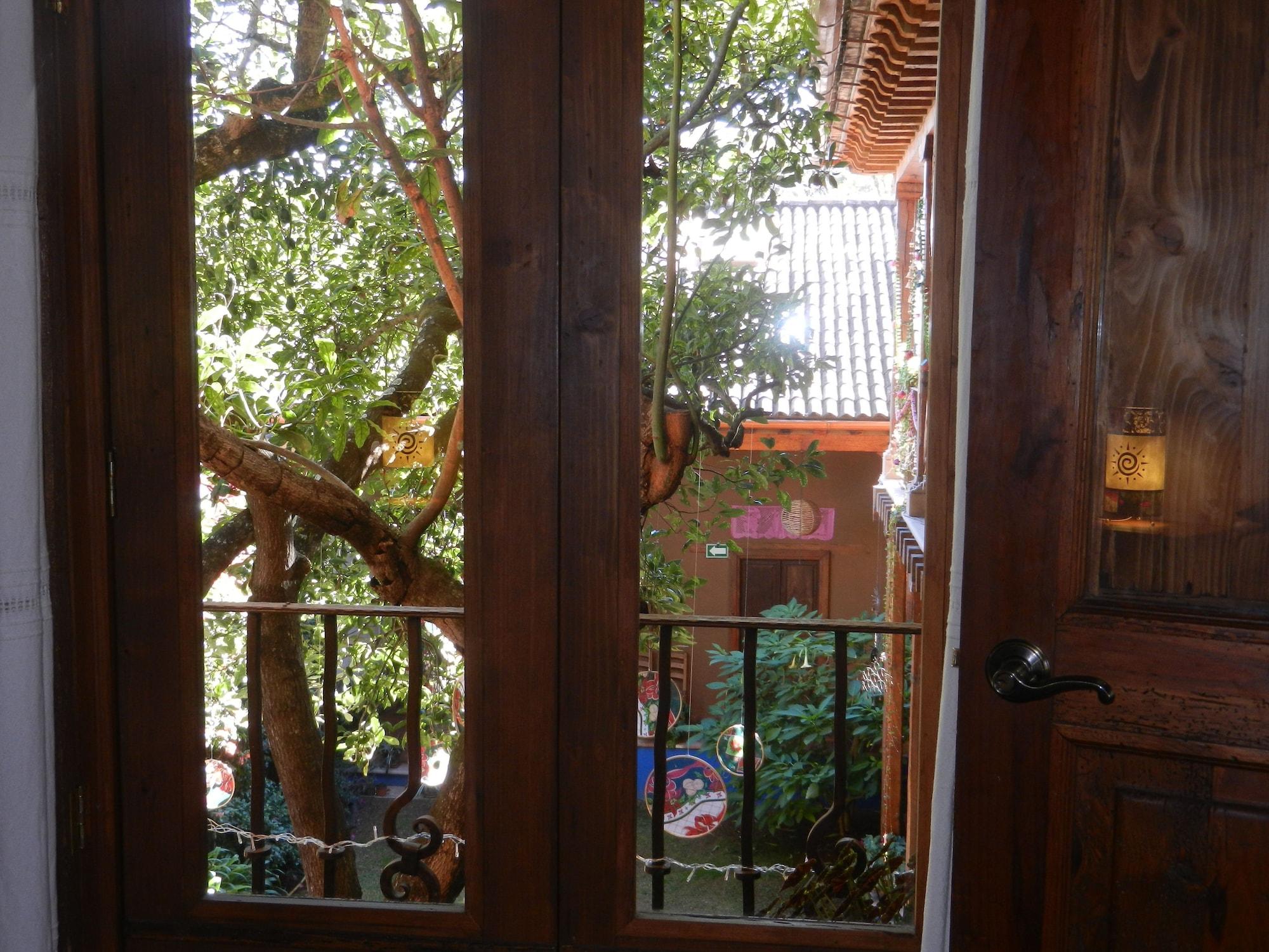 Posada Yolihuani Пацкуаро Экстерьер фото