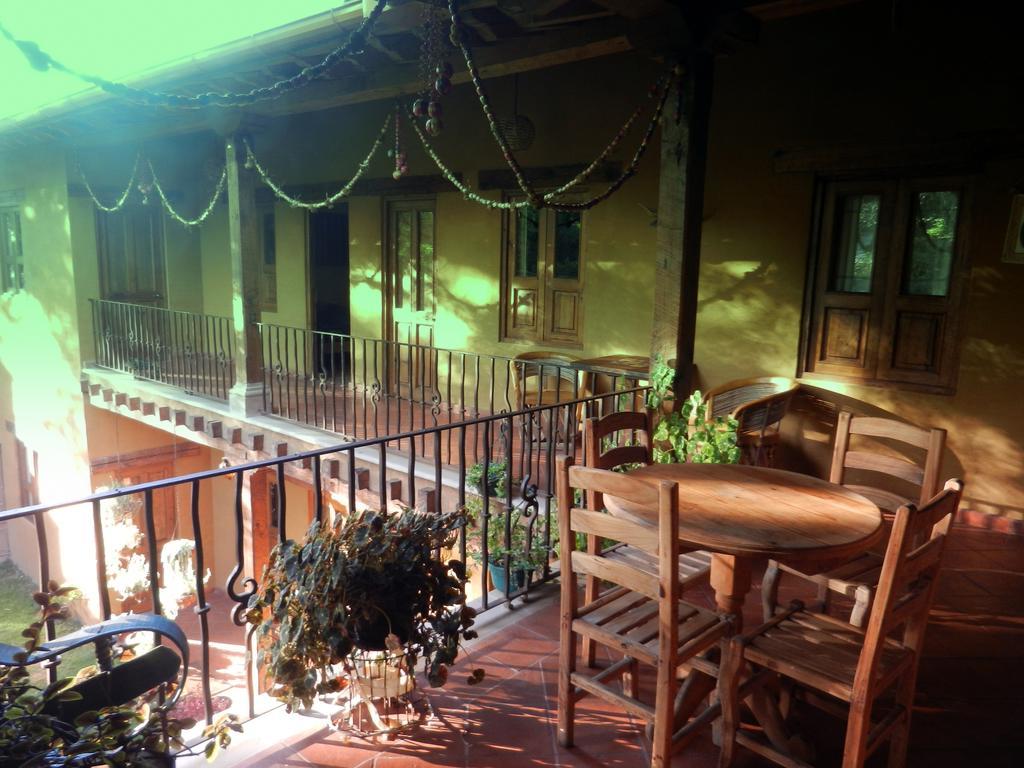 Posada Yolihuani Пацкуаро Экстерьер фото